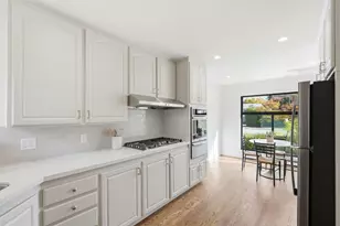 170 Opal Ave, Redwood City, CA 94062 - Photo 13