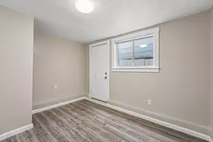 2364 E 16th St, Oakland, CA 94601 - Photo 27