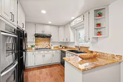 698 2nd Ave, Redwood City, CA 94063 - Photo 19