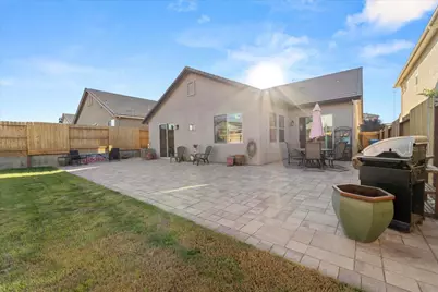 1361 Azalea Dr, Hollister, CA 95023 - Photo 25