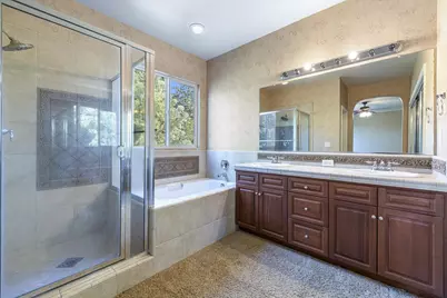 4129 W Cherry Tree Ln, Fresno, CA 93722 - Photo 41