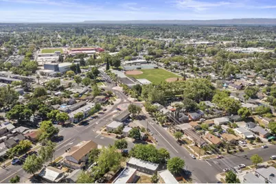 I St, Modesto, CA 95351 - Photo 9
