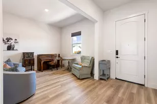 140 Scarlett Wy, Hollister, CA 95023 - Photo 5