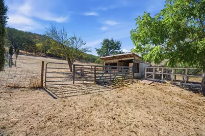 3150 Day Rd, Gilroy, CA 95020 - Photo 45