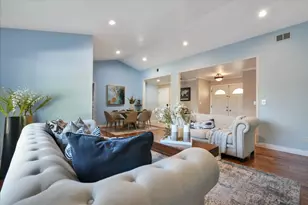 2979 Silverland Dr, San Jose, CA 95135 - Photo 11