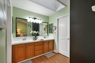 2979 Silverland Dr, San Jose, CA 95135 - Photo 45