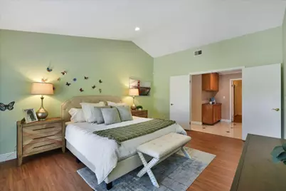 2979 Silverland Dr, San Jose, CA 95135 - Photo 43
