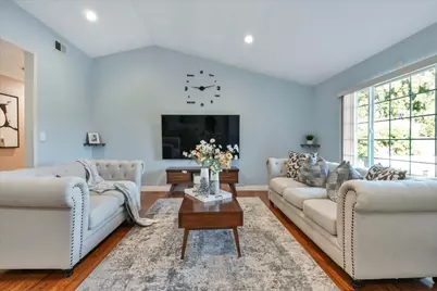 2979 Silverland Dr, San Jose, CA 95135 - Photo 9