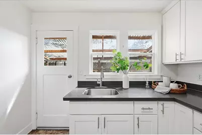 742 Homer Ave, Palo Alto, CA 94301 - Photo 19