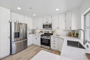 802 Intrepid Ln, Redwood Shores, CA 94065 - Photo 25