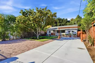 215 Newbridge St, Menlo Park, CA 94025 - Photo 3