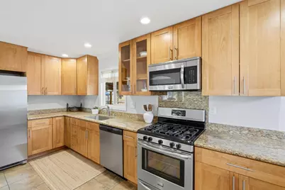 215 Newbridge St, Menlo Park, CA 94025 - Photo 19