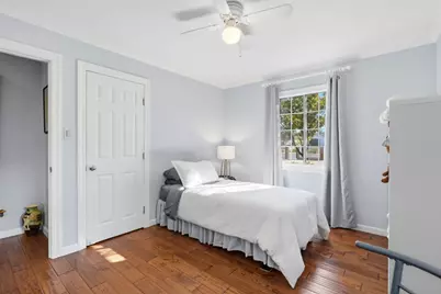 215 Newbridge St, Menlo Park, CA 94025 - Photo 29