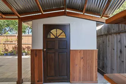 215 Newbridge St, Menlo Park, CA 94025 - Photo 43