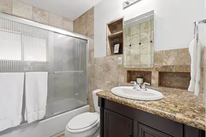 215 Newbridge St, Menlo Park, CA 94025 - Photo 37