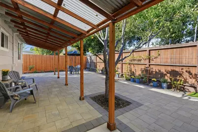 215 Newbridge St, Menlo Park, CA 94025 - Photo 49
