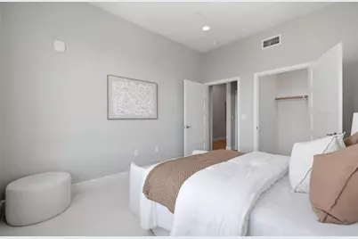 287 Llano De Los Robles Ave 9, San Jose, CA 95136 - Photo 25
