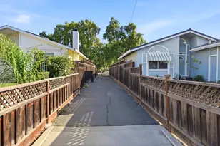 1582 Starlite Dr, Milpitas, CA 95035 - Photo 25