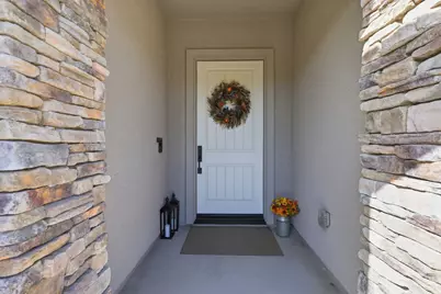 1612 Goldenstar Ct, Hollister, CA 95023 - Photo 3