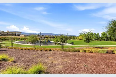 1612 Goldenstar Ct, Hollister, CA 95023 - Photo 37