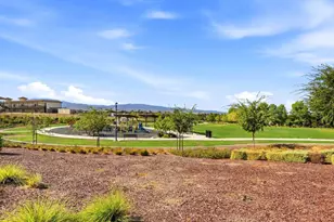 1612 Goldenstar Ct, Hollister, CA 95023 - Photo 37