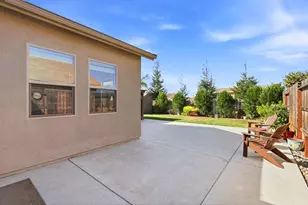 1612 Goldenstar Ct, Hollister, CA 95023 - Photo 33
