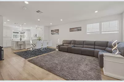6389 Laguna Seca Ln, Gilroy, CA 95020 - Photo 9