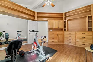 1925 Mantelli Dr, Gilroy, CA 95020 - Photo 31