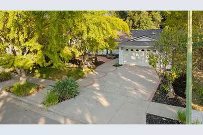1276 Avis Dr, San Jose, CA 95126 - Photo 45