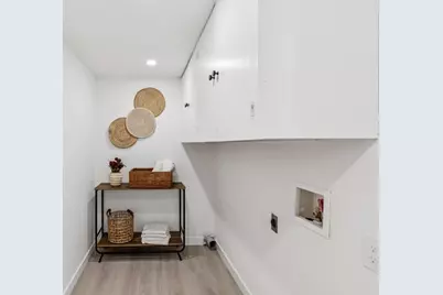1276 Avis Dr, San Jose, CA 95126 - Photo 17