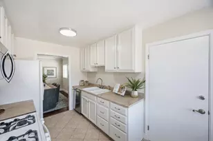 1858 Comstock Ln, San Jose, CA 95124 - Photo 11