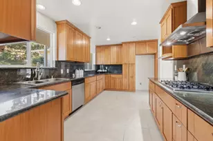 301 Gordon Ave, San Jose, CA 95127 - Photo 9