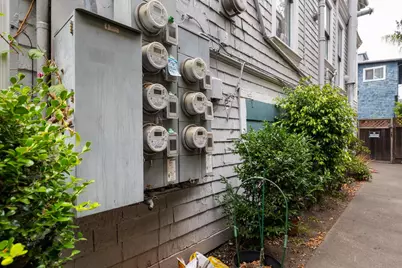 2001 Haste St, Berkeley, CA 94709 - Photo 13