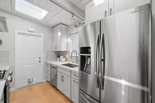 2464 Betlo Ave, Mountain View, CA 94043 - Photo 13