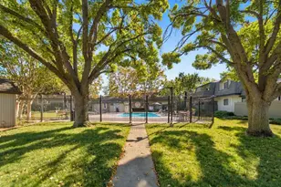 3055 Shadow Springs Pl, San Jose, CA 95121 - Photo 21