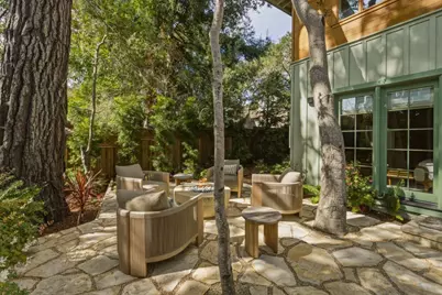1385 Mission St, Carmel, CA 93921 - Photo 17