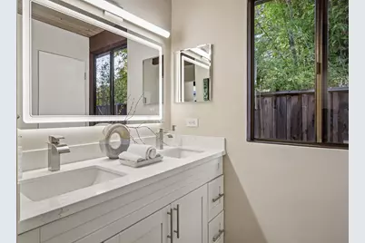 1037 Harker Ave, Palo Alto, CA 94301 - Photo 13