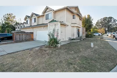 46 Faith Dr, Watsonville, CA 95076 - Photo 3