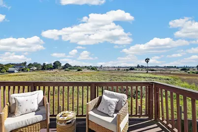 36190 Crystal Springs Dr, Newark, CA 94560 - Photo 41