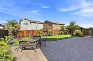 885 Fulton Way, Hollister, CA 95023 - Photo 35