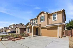 885 Fulton Way, Hollister, CA 95023 - Photo 3