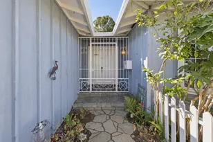 999 Lurline Dr, Foster City, CA 94404 - Photo 9