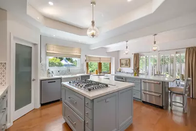 730 Greenview Pl, Los Altos, CA 94024 - Photo 7