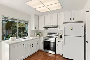 5764 Halleck Dr, San Jose, CA 95123 - Photo 7