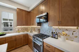 4911 Vivi Pl, San Jose, CA 95124 - Photo 13