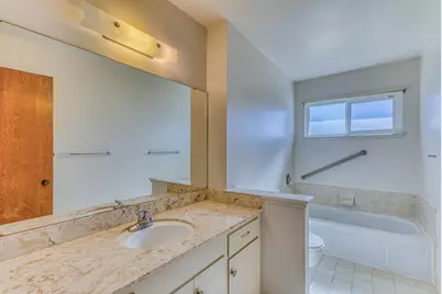 1049 W Alisal St, Salinas, CA 93901 - Photo 29