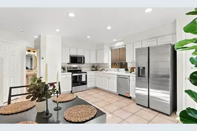 1572 Firestone Loop, San Jose, CA 95116 - Photo 9