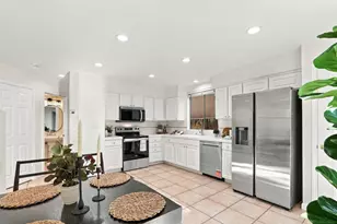 1572 Firestone Loop, San Jose, CA 95116 - Photo 9