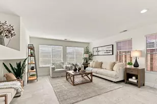 1572 Firestone Loop, San Jose, CA 95116 - Photo 5