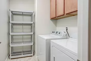 1382 Mill Run Ct, Manteca, CA 95336 - Photo 21